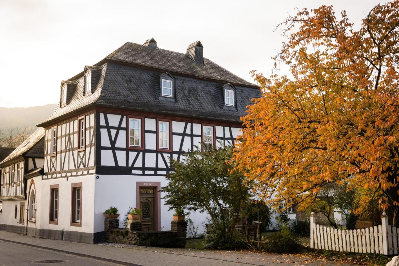 Rissbacher Hof Mansarde Anno 1737 特拉本特拉巴赫 外观 照片